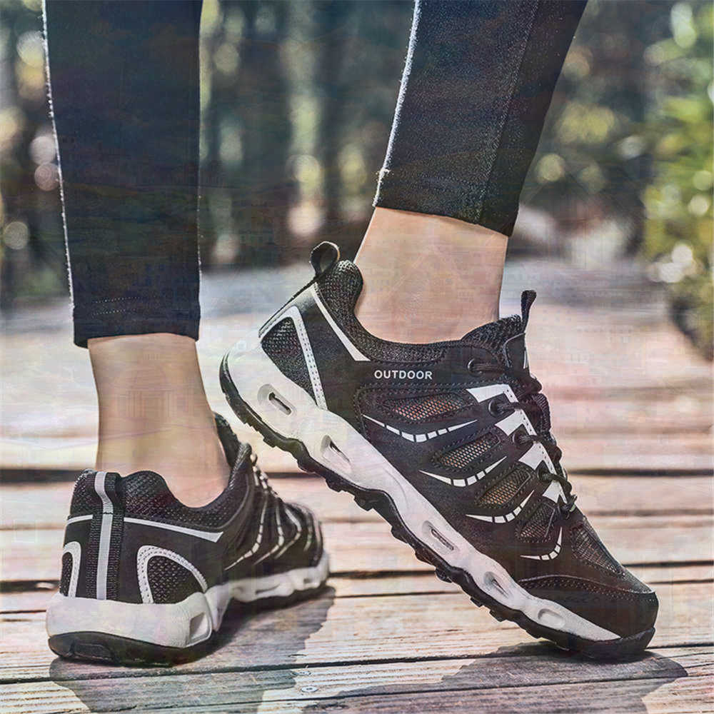 Sumer Round Tip Silver Sneaker - Home Office Cozy ulasan dan harga