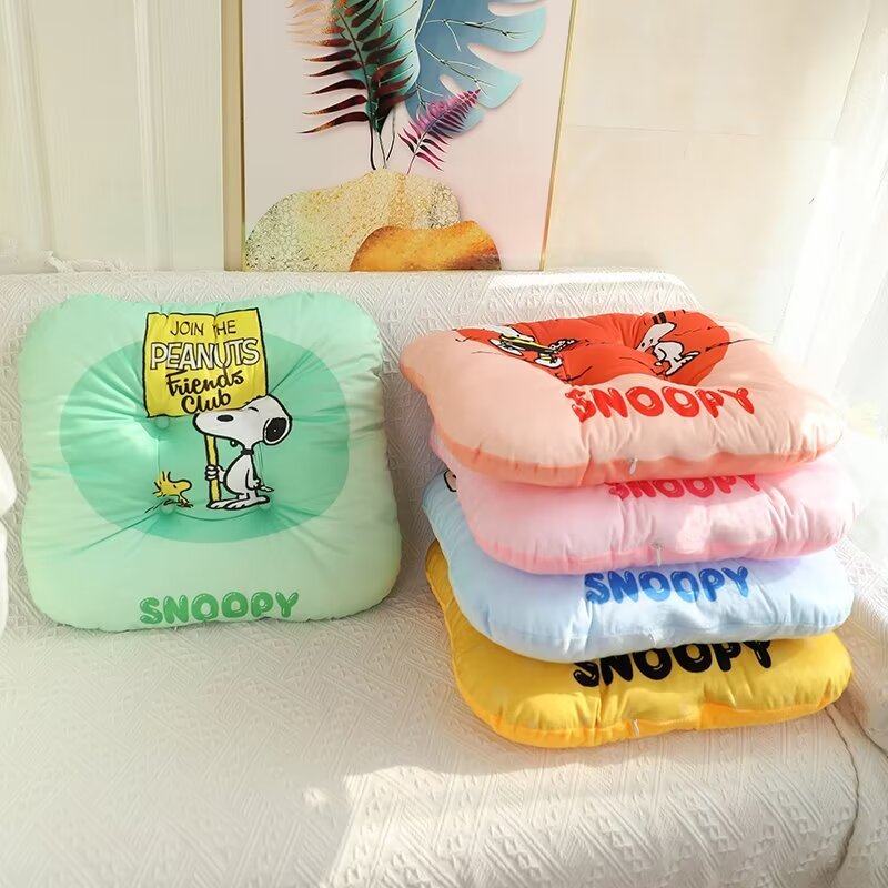 Snoopy Seat Cushion Memory Foa - Home Office Cozy ulasan dan harga